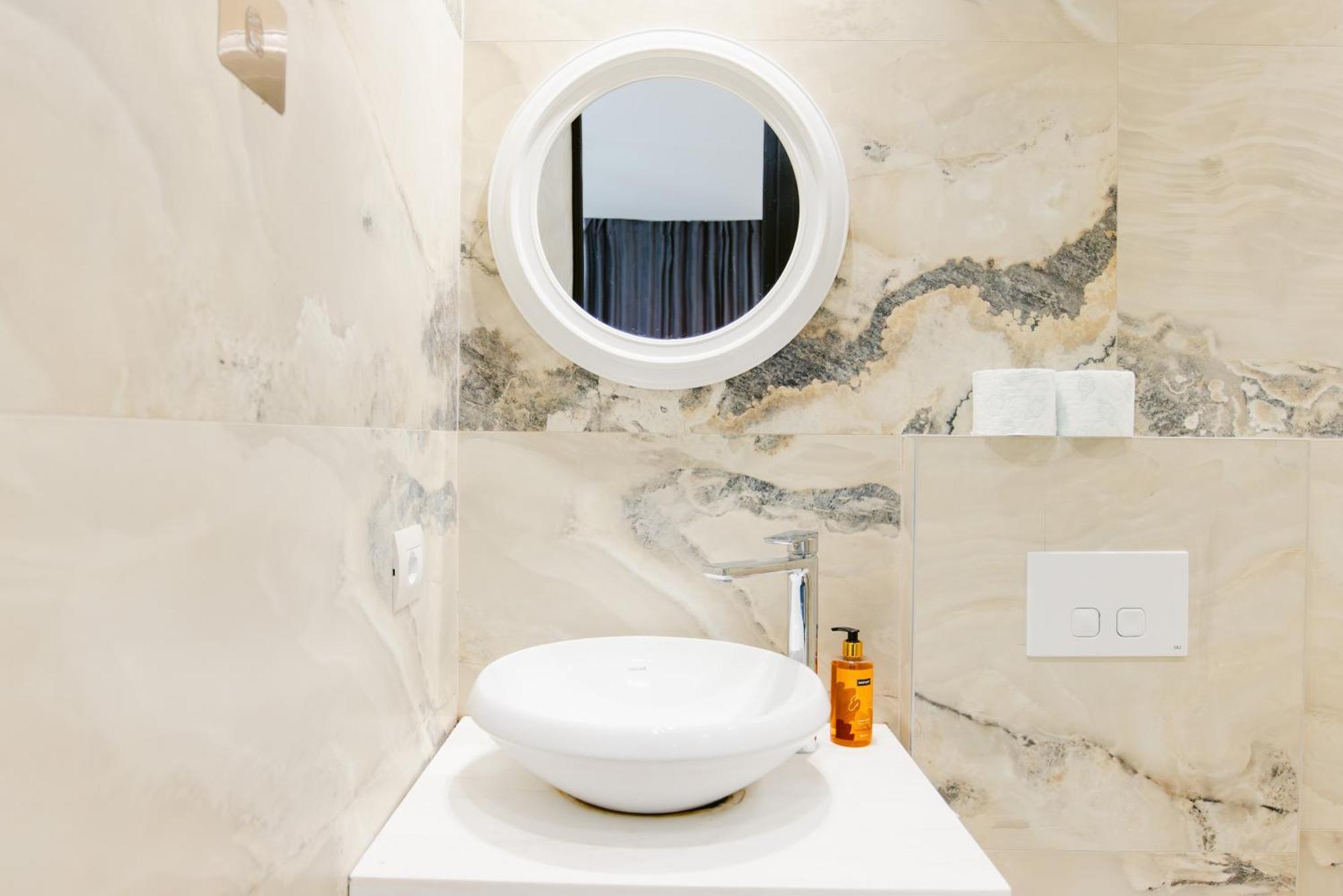 Durres Str Modern Apartments - The Nest Tiran Dış mekan fotoğraf