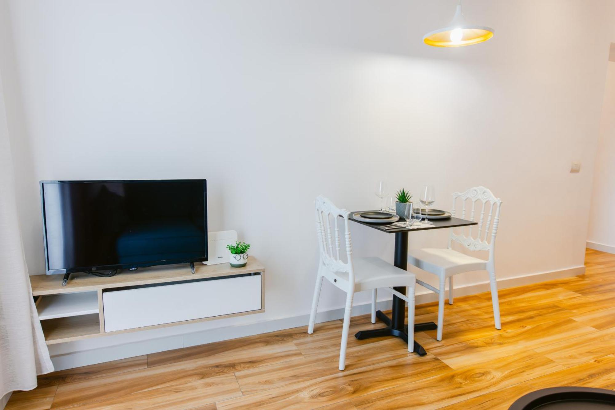 Durres Str Modern Apartments - The Nest Tiran Dış mekan fotoğraf